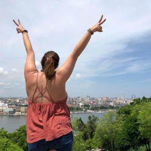 Meet your Posher, Ali